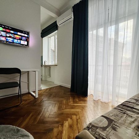 Kyiv Old Town Apartment Near Golden Gate Bagian luar foto